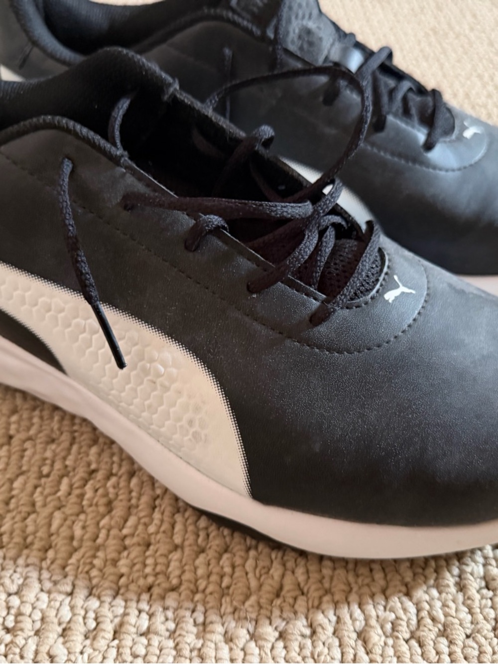 Puma golf shoe NEW